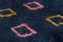 5x7 Modern Tulu Area Rug