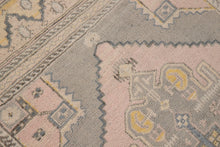 5x8 Old & Vintage Turkish Area Rug