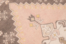 5x9 Old & Vintage Turkish Area Rug