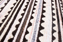 8x11 Modern Tulu Area Rug