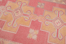 5x9 Old & Vintage Turkish Area Rug
