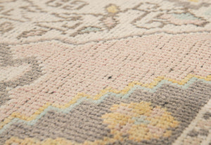 2x4 Old& Vintage Turkish Area Rug