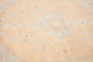 7x9 Old& Vintage Turkish Area Rug