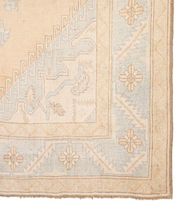 7x9 Old& Vintage Turkish Area Rug