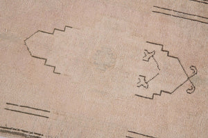 2x4 Old & Vintage Turkish Area Rug