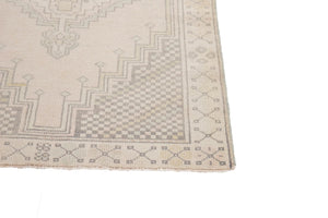 4x6 Old & Vintage Tukish Area Rug
