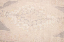 4x7 Old& Vintage Turkish Area Rug