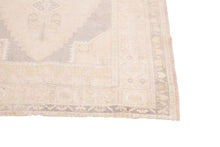 4x7 Old& Vintage Turkish Area Rug