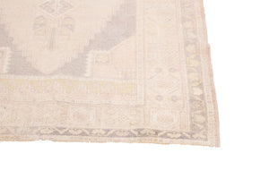 4x7 Old& Vintage Turkish Area Rug