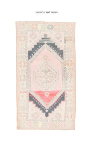 4x7 Old& Vintage Turkish Area Rug