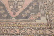 5x8 Old & Vintage Turkish Area Rug