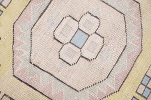 6x8 Old & Vintage Tukish Area Rug
