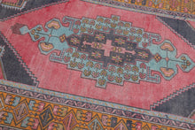 6x8 Old & Vintage Turkish Area Rug