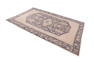 6x9 Old& Vintage Turkish Area Rug
